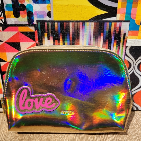 Kitsch Cosmetic Bag - Picture 7 of 8